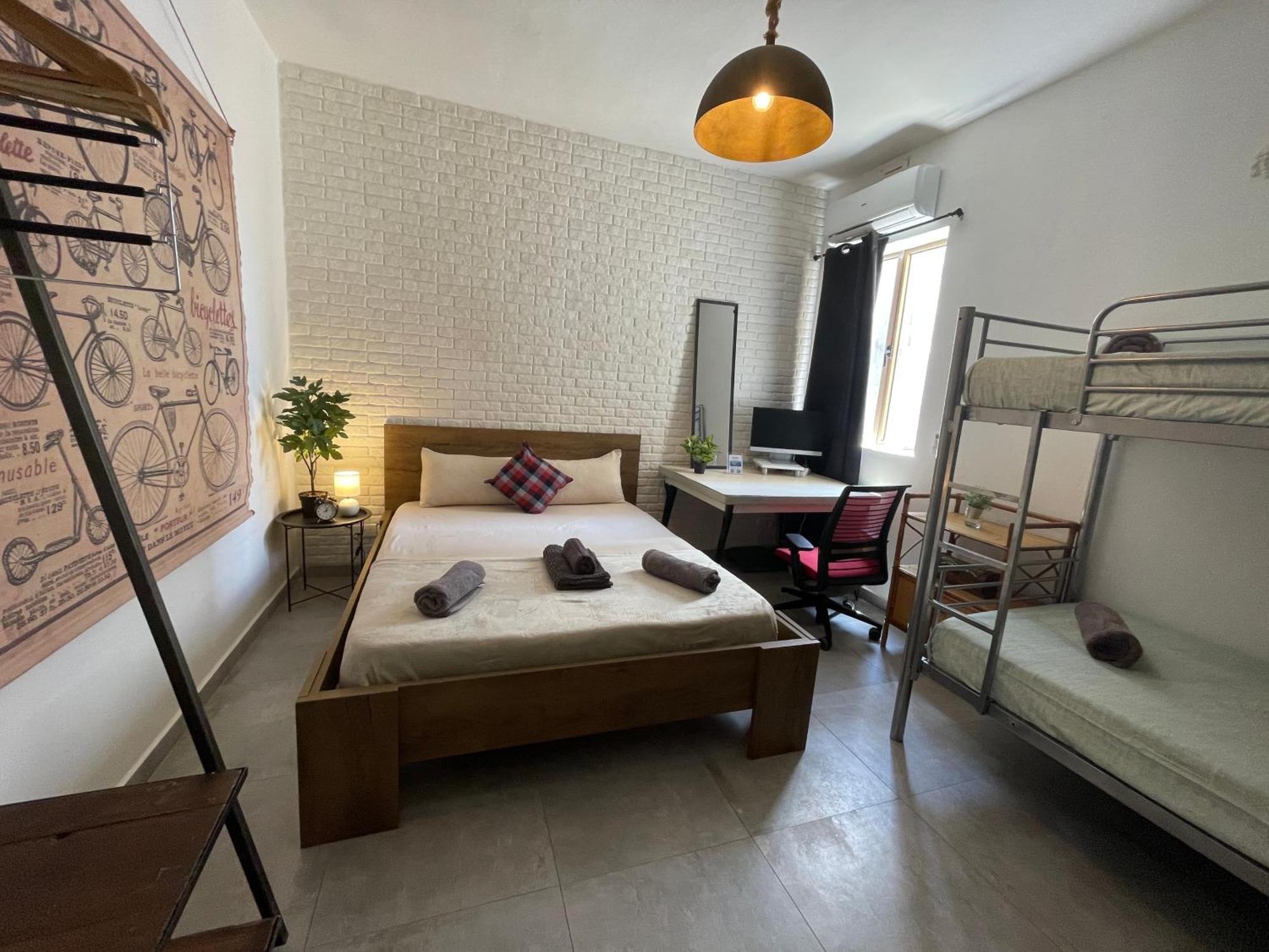 Industrial Cozy Retreat Gzira Apartment Exterior photo